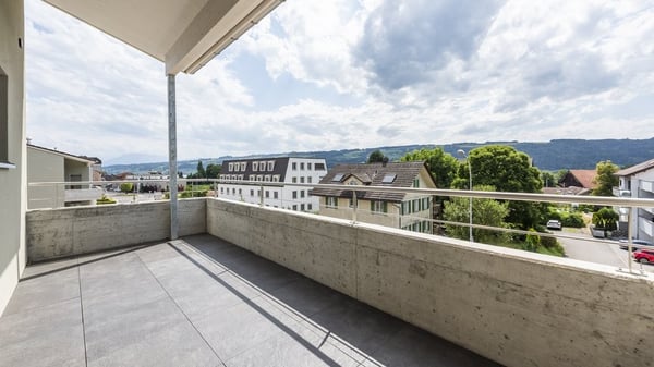 GEMÜTLICHE 4.5 ZIMMER-WOHNUNG IN HITZKIRCH 2