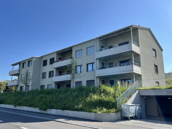 GROSSZÜGIG UND LICHTDURCHFLUTET IM EIGENTUMSSTANDARD 1