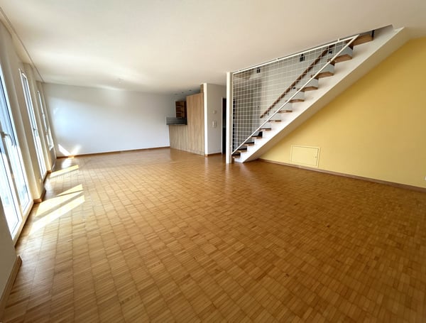 Charmante 1.5-Zimmer-Maisonette-Wohnung inkl. Mitbenutzung Pool an zentraler Lage 2