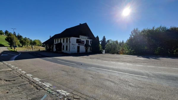 5-Zimmer Renditeobjekt in Glovelier – Einmalige Gelegenheit 3