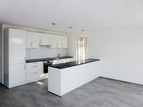 Mehrfamilienhaus mit 18 Wohnungen  5,15% Rendite, Mietgarantie für Investoren 6