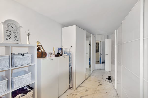 1.5 Zimmer-Gartenwohnung mit eigenem Wellness & grossem Garten 7