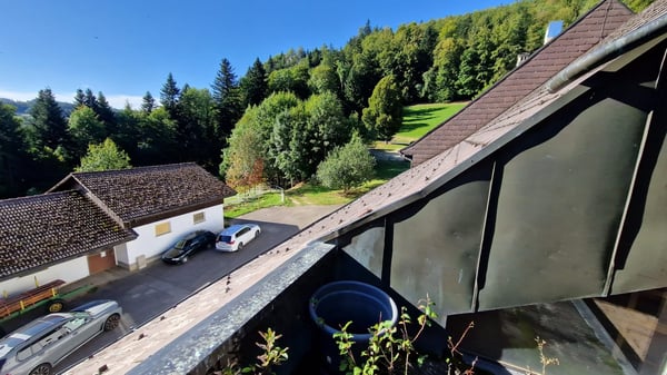 5-Zimmer Renditeobjekt in Glovelier  Einmalige Gelegenheit 8