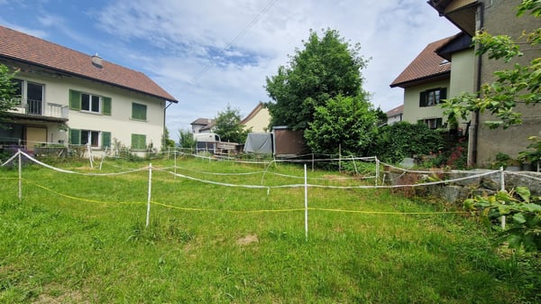 MFH mit 2 Einheiten mit Baupotenzial 8