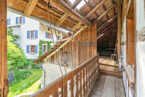 2.5-Zimmer Riegelhaus mit Ausbaupotenzial 12