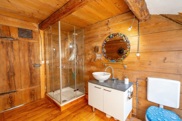 2.5-Zimmer Riegelhaus mit Ausbaupotenzial 5