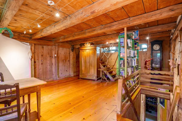 2.5-Zimmer Riegelhaus mit Ausbaupotenzial 8