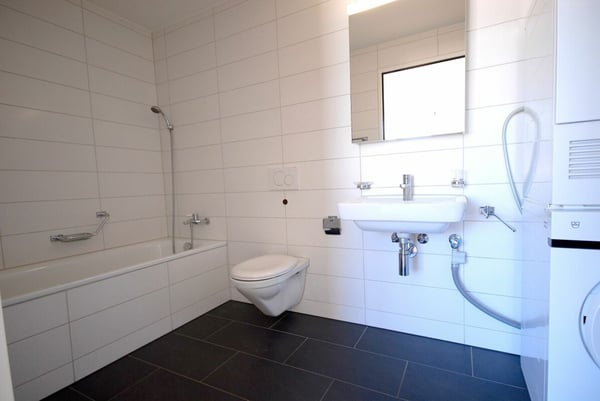 Grosszügige 2.5-Zimmer Wohnung mit offenem Studio 5