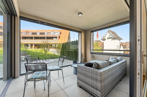 Stilvolle 2.5-Zimmer-Wohnung mit Wintergarten und privatem Gartensitzplatz 4
