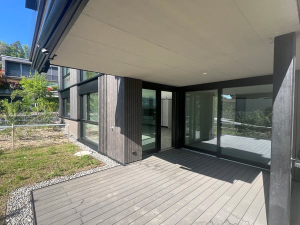 Exklusive Neubauwohnung im Erdgeschoss mit Garten - an erhöhter Lage in Witikon 1