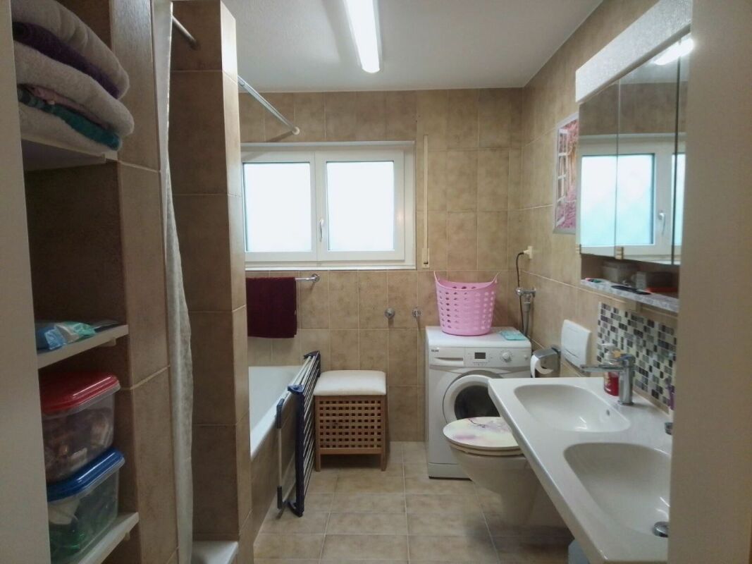 in bevorzugter Wohnlage beim Lindli von Schaffhausen: Attraktive 4.5-Zimmer-Eigentumswohnung