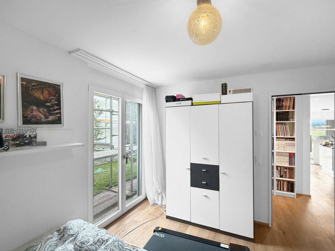 Wohnträume beim Rhein: 4,5-Zi.-Erdgeschosswohnung mit Garten in Hemishofen SH