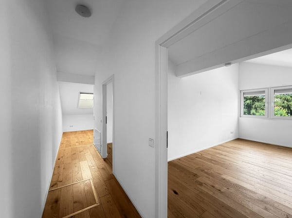 Modernisierte Maisonettewohnung in erster Rheinlage - bezugsbereit 16