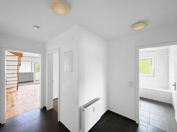 Modernisierte Maisonettewohnung in erster Rheinlage - bezugsbereit 13