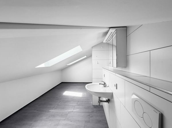 Modernisierte Maisonettewohnung in erster Rheinlage - bezugsbereit 14