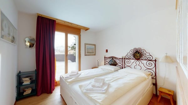2.5 Zimmer-Wohnung mit Terrasse und Aussicht 5