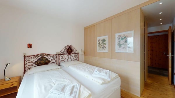 2.5 Zimmer-Wohnung mit Terrasse und Aussicht 3