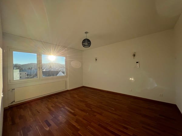 LICHTDURCHFLUTETES EINFAMILIENHAUS MIT EXKLUSIVEM WINTERGARTEN 3