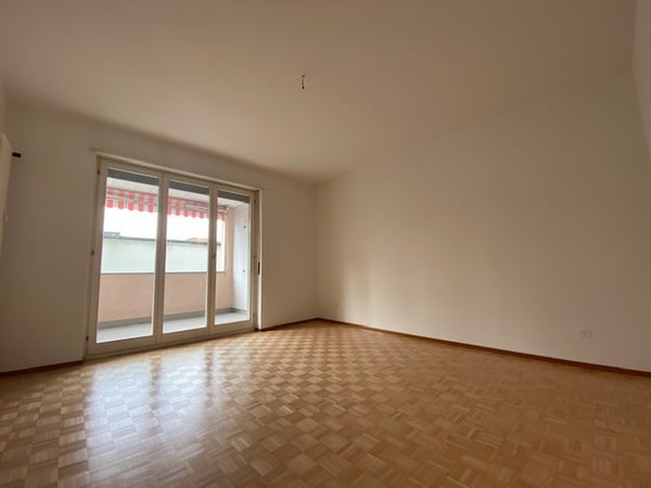 APPARTAMENTO 3.5 LOCALI A LUGANO-CASSARATE 5