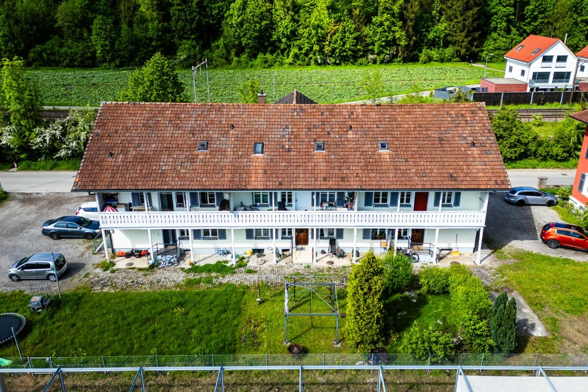 Bild Grosse 4.5 Zimmer Maisonette mit Garten
