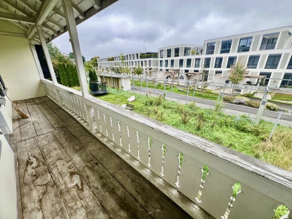 Grosse 1.5 Zimmer Maisonette mit Garten 16