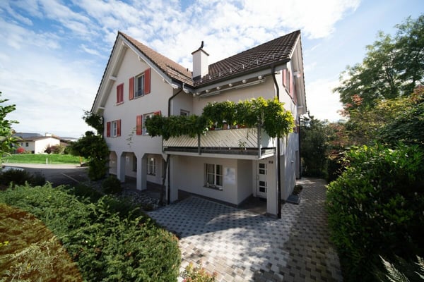 120m² Gewerbe, Praxis oder Büro 1