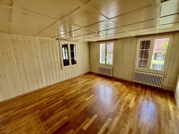 Zentrale 1.5-Zimmer-Wohnung in Bürglen 9