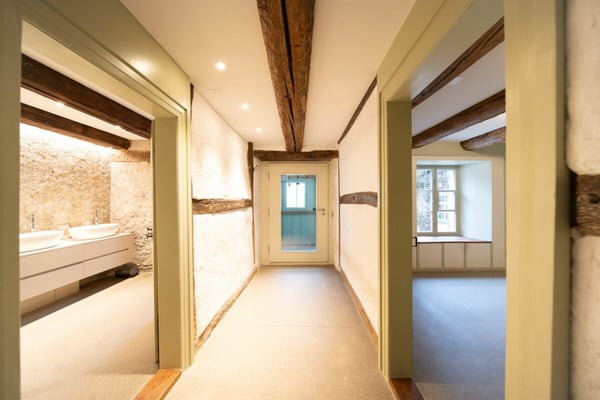 Historische Mauern: 1.5 Zimmer Maisonette 4