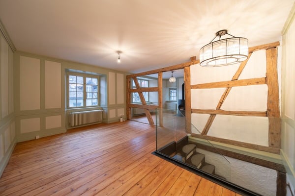 Historische Mauern: 1.5 Zimmer Maisonette 3