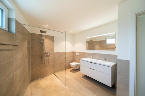 Neuwertige 1.5 Zimmer Wohnung mit viel Platz 5