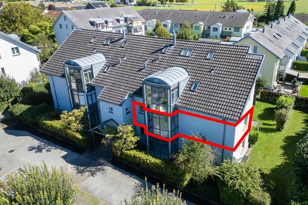 Helle 1.5-Zimmer-Wohnung mit Wintergarten 2