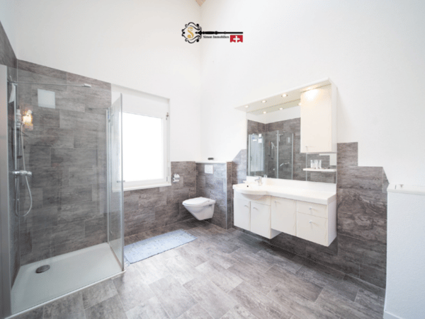 Einfamilienhaus mit Stall, Einliegerwohnung und viel Potenzial 15