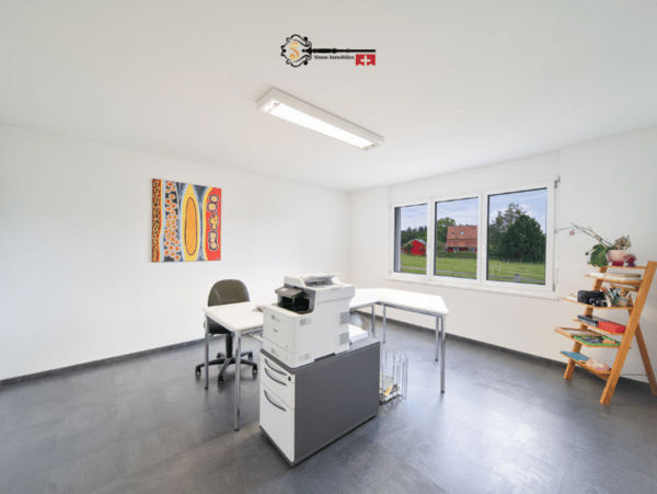 Einfamilienhaus mit Stall, Einliegerwohnung und viel Potenzial 10