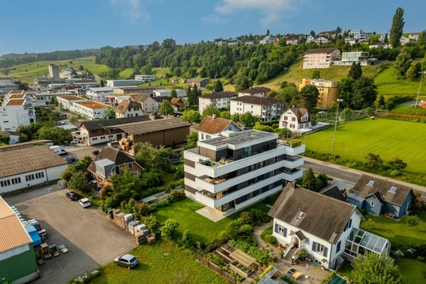 1.5 Zimmer Wohnjuwel mit eigenem Gartenparadies 13