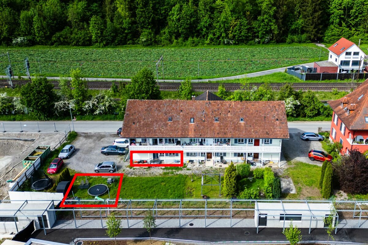Vollständig renovierter Hausteil mit zwei attraktiven Wohneinheiten