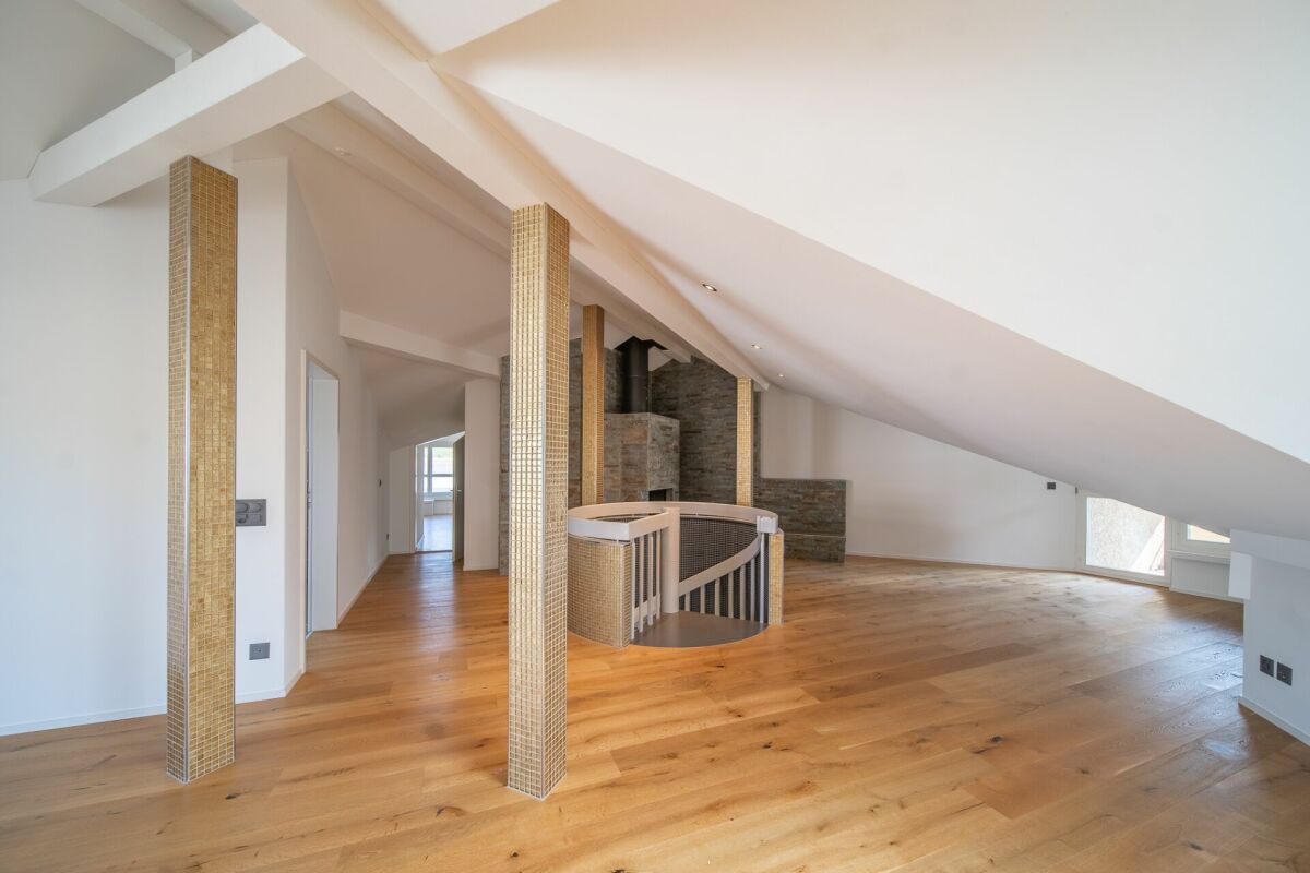 Exklusive Maisonettewohnung mit Dachloge und Spa-Bereich