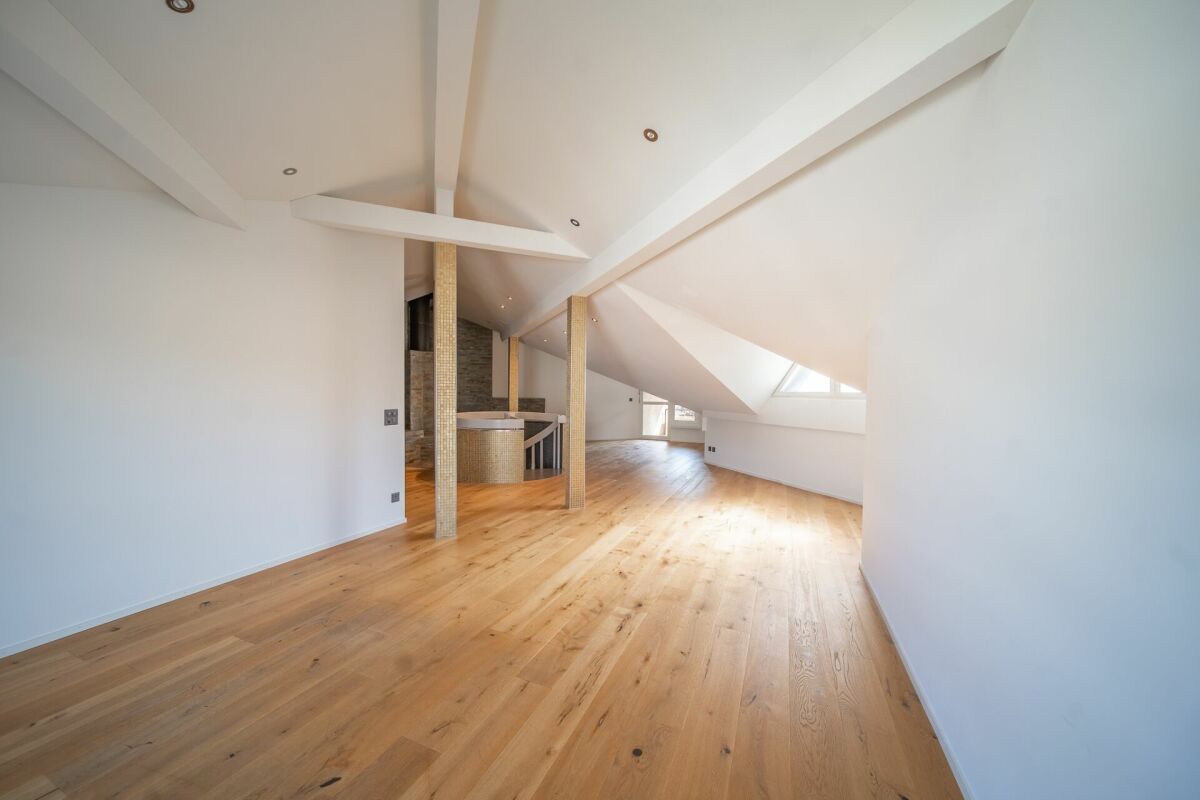 Exklusive Maisonettewohnung mit Dachloge und Spa-Bereich