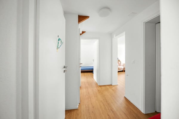 Zwei Wohneinheiten mit Garten und Potenzial an ruhiger Lage in Bürglen TG 7