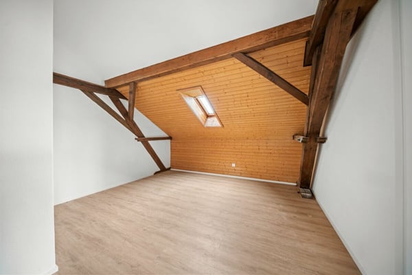 Charmante Maisonettewohnung mit Gartenanteil in Bürglen TG 12