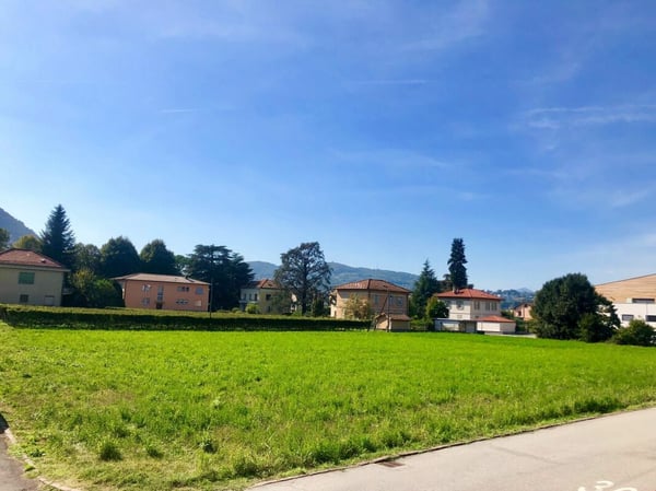 Terreno edificabile di 2113 mq 1