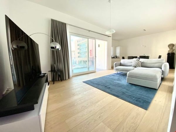 Moderno appartamento in centro a Chiasso 2