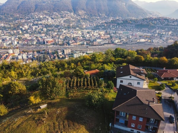 Terreno edificabile con meravigliosa vista panoramica e progetto 1