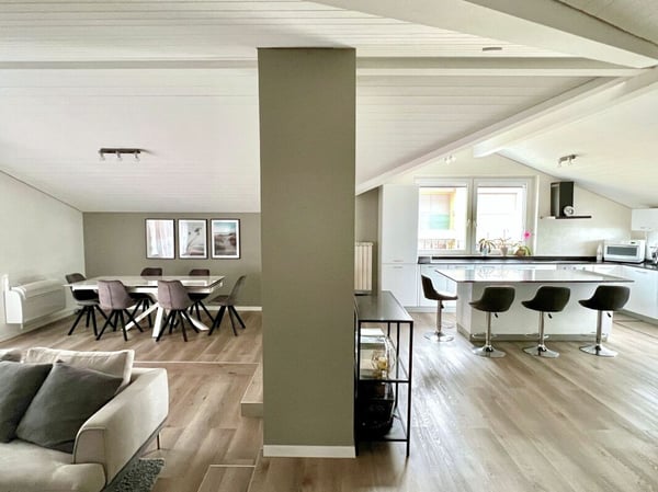 Magnifica palazzina composta da 3 appartamenti e 2 locali commerciali 4