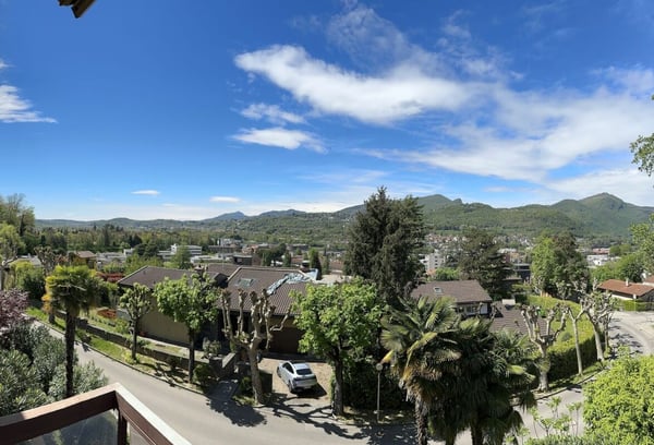 Interessante casa gemella con vista panoramica 2