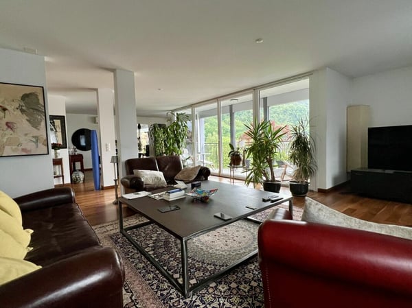 Ampio ed elegante appartamento di 320 mq, ultimo piano 3