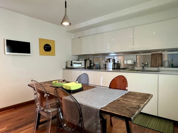 Ampio ed elegante appartamento di 320 mq, ultimo piano 7