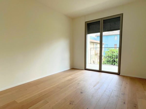 Nuovo e moderno appartamento di 1.5 locali in centro a Chiasso 1