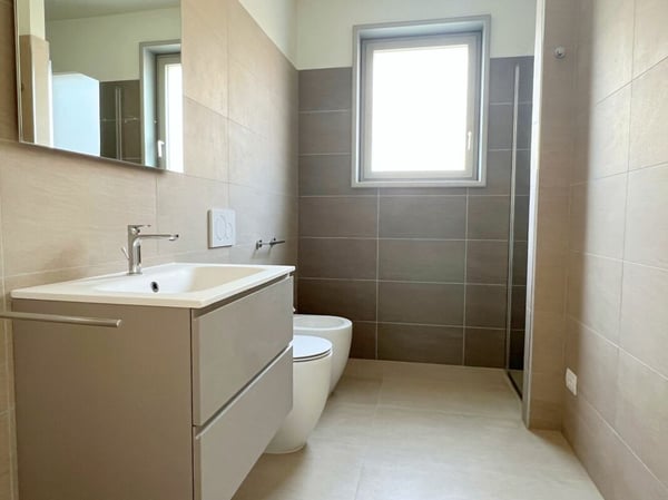 Nuovo e moderno appartamento di 1.5 locali in centro a Chiasso 3