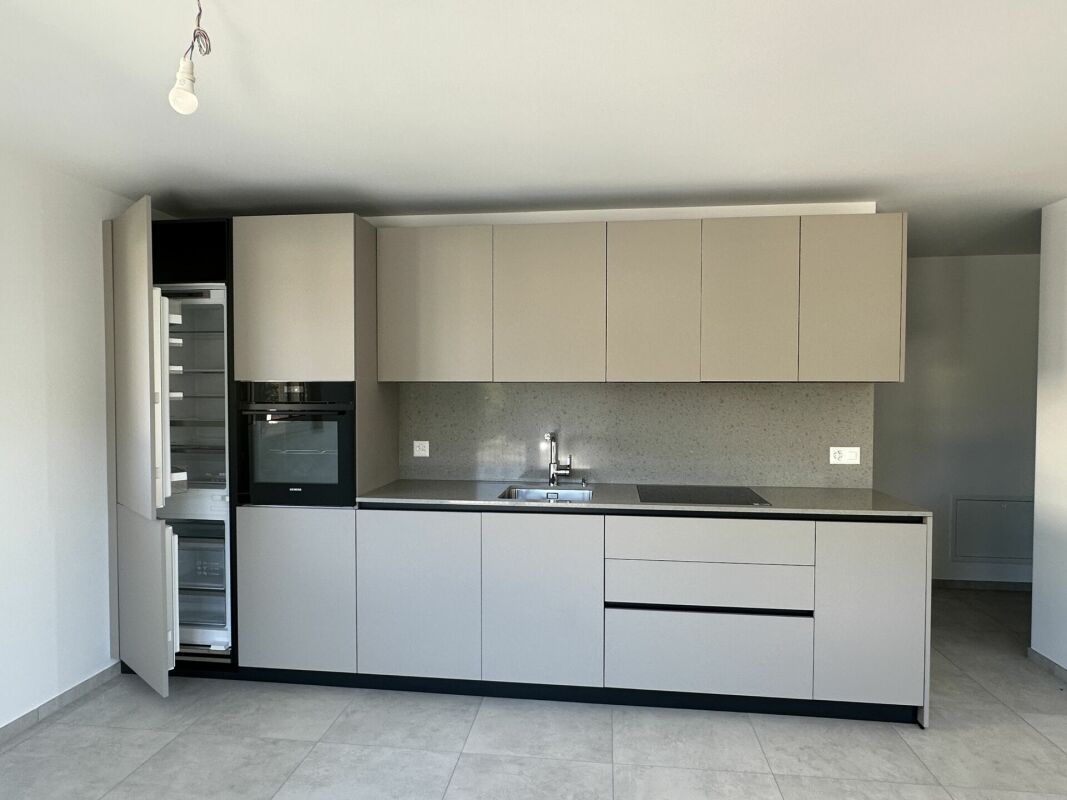 Nuovo e moderno appartamento di 3.5 locali, ultimo piano e vista aperta Mendrisio Arzo