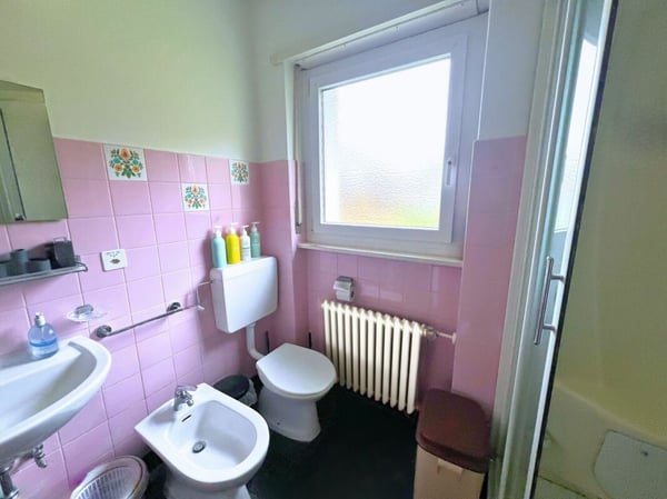 Interessante casa uni-bifamiliare in zona tranquilla e nel verde 18